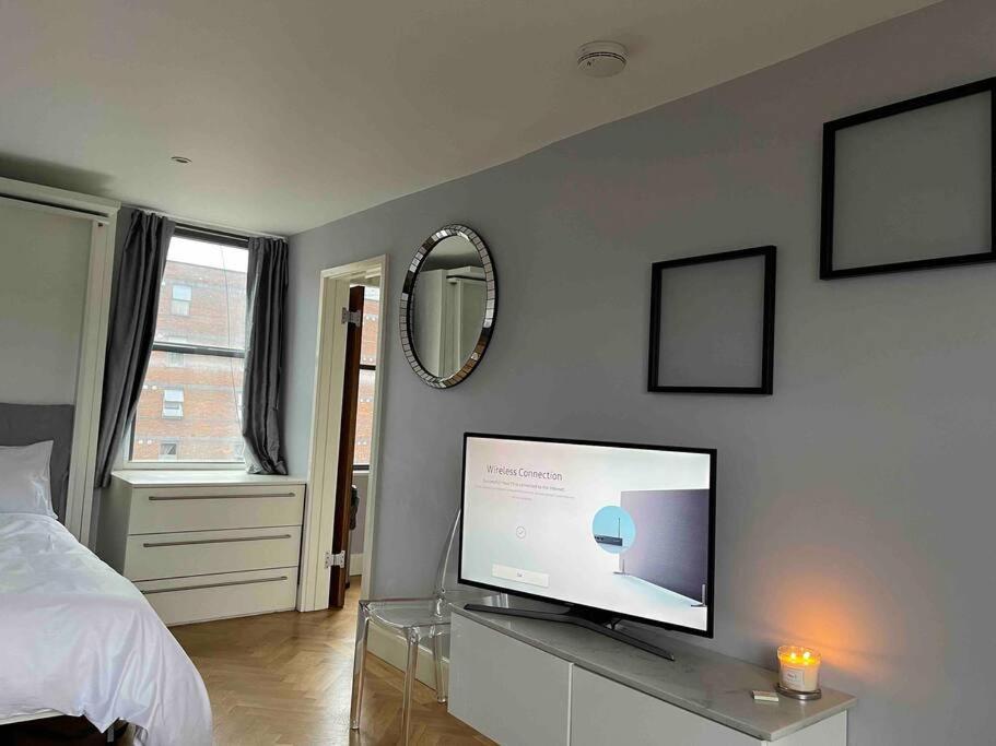 Amazing Apartment Central London Near Tube Station Exterior photo